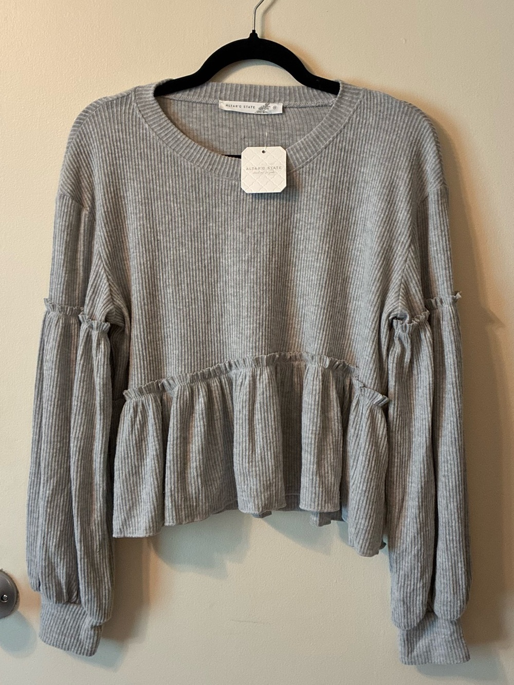 NWT Altar'd State Ruffled Babydoll Ribbed Peplum Balloon Long Sleeve Top Grey M